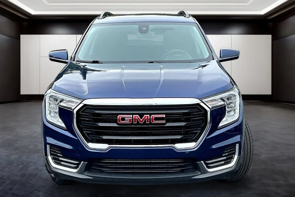Used 2023 GMC Terrain SLE with VIN 3GKALMEG7PL188204 for sale in Beachwood, OH