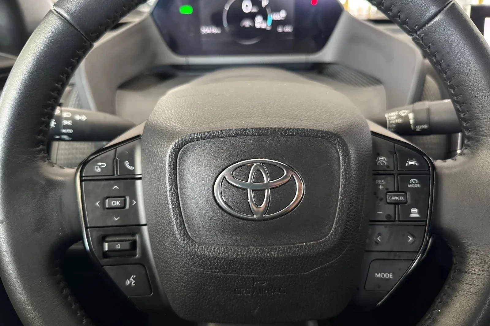 Certified Used 2024 SILVER METALLIC Toyota XLE image 20