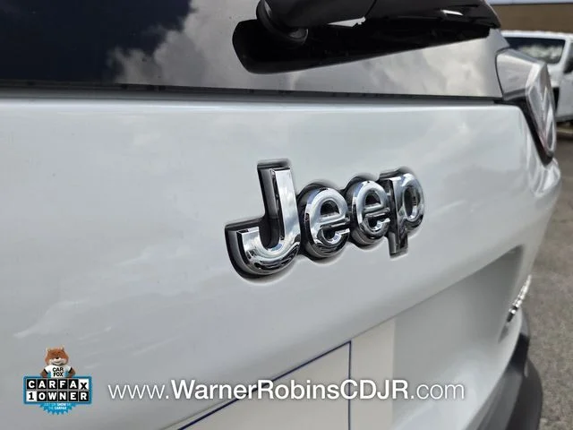 Used 2020 White Jeep Limited image 12