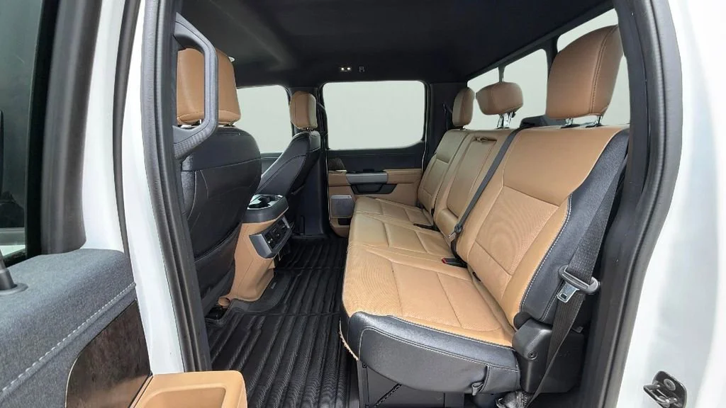 Used 2024 White Ford Lariat image 27