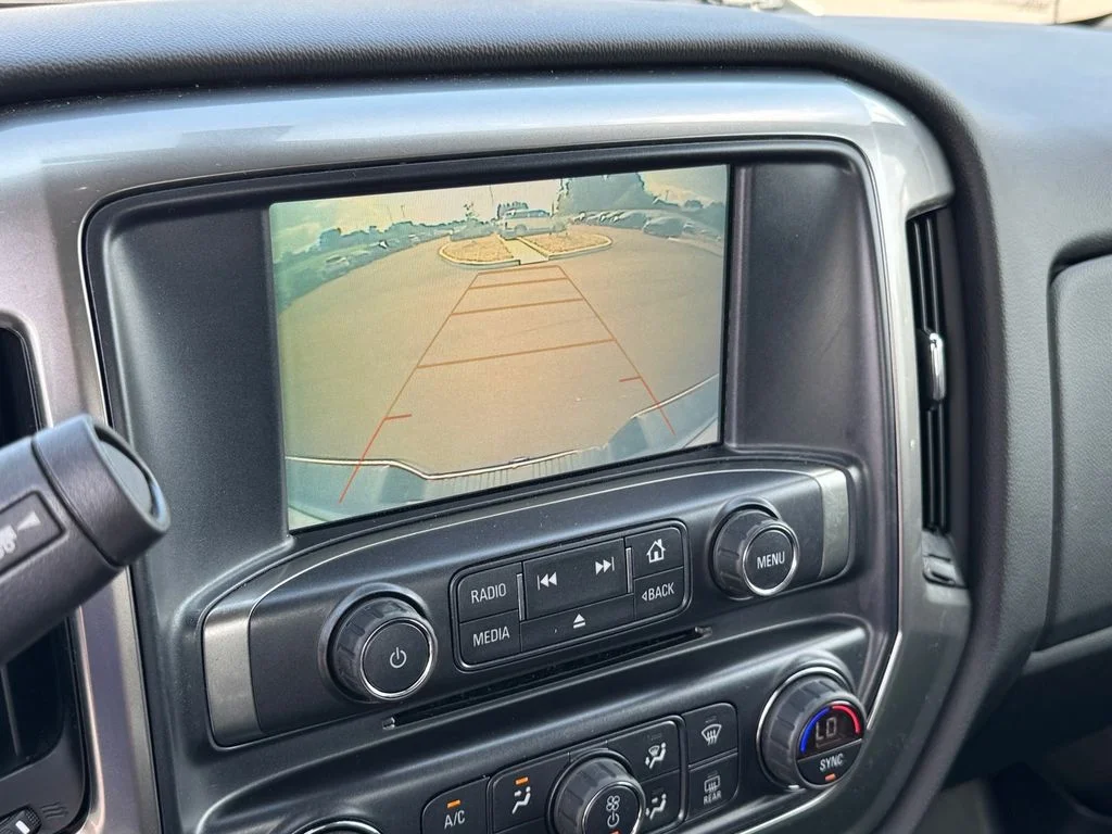 Used 2018 White Chevrolet LT image 24