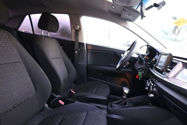 Used 2020 Clear White Kia LX image 37