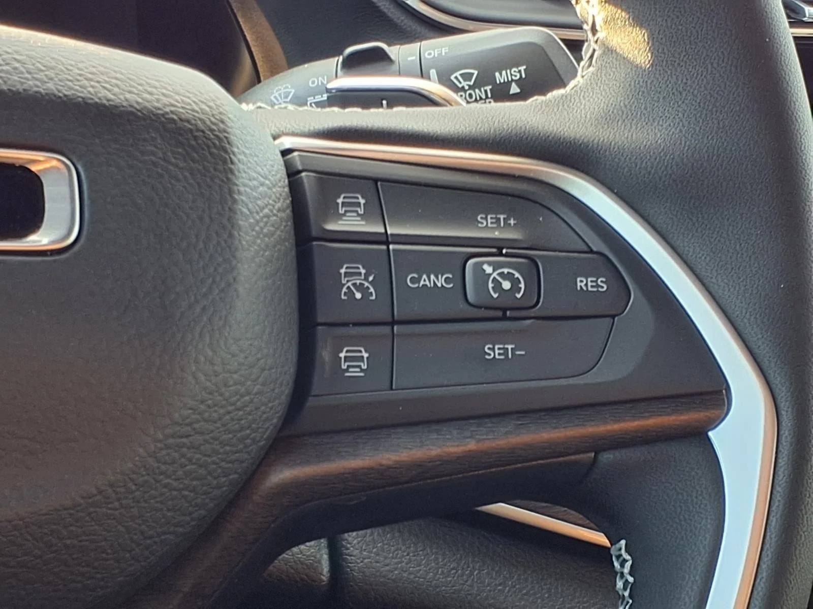 2025 Jeep Grand Cherokee Limited - Photo 18