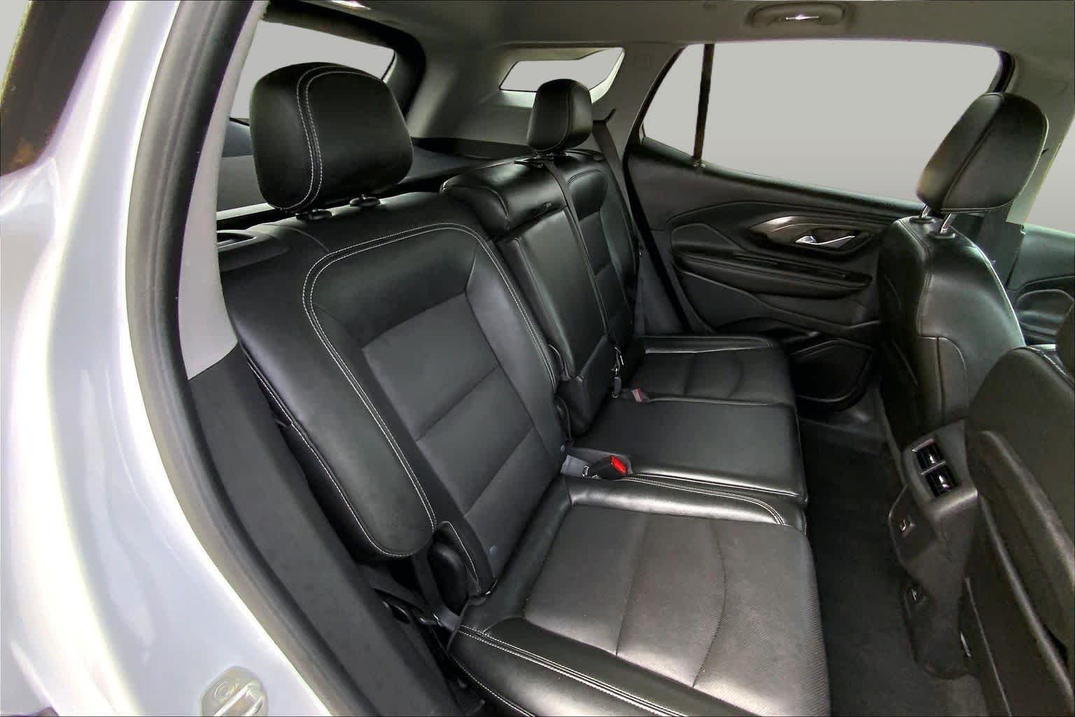 Used 2023 Summit White GMC SLT image 19