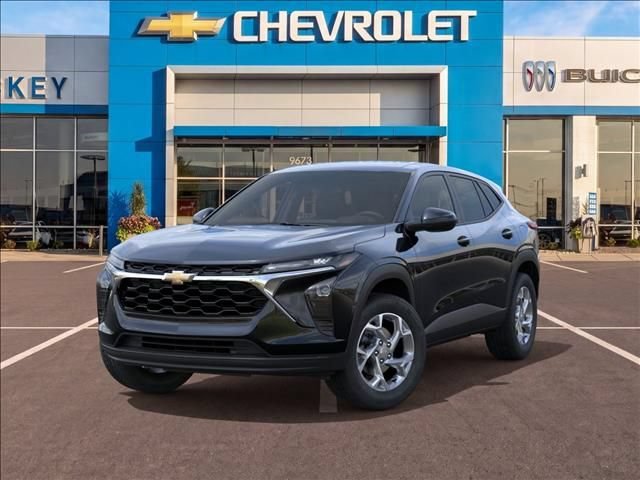 2026 Chevrolet Trax LS - Photo 6