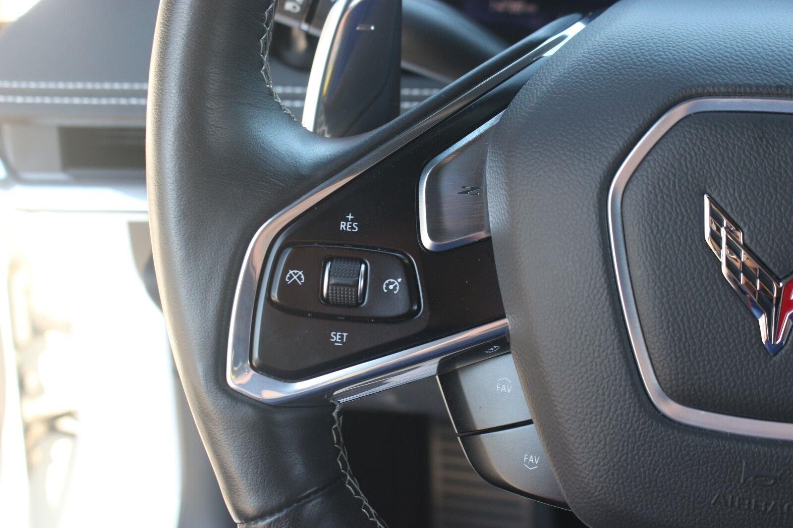 Used 2020 ARCTIC WHITE Chevrolet 2LT image 18