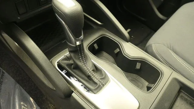 Used 2024 Glacier White Nissan SV image 19