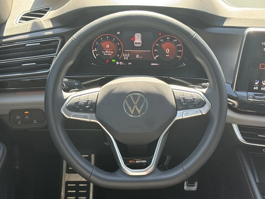 Used 2024  Volkswagen 2.0T Peak Edition SE w/Technology image 24
