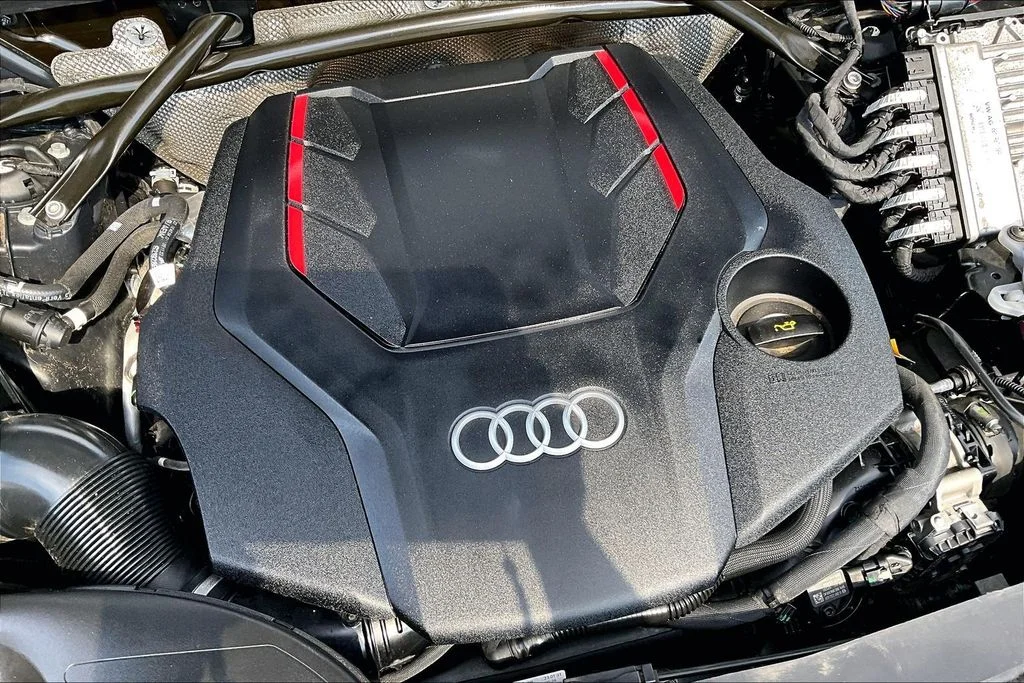 Used 2023 Gray Audi Premium Plus image 31