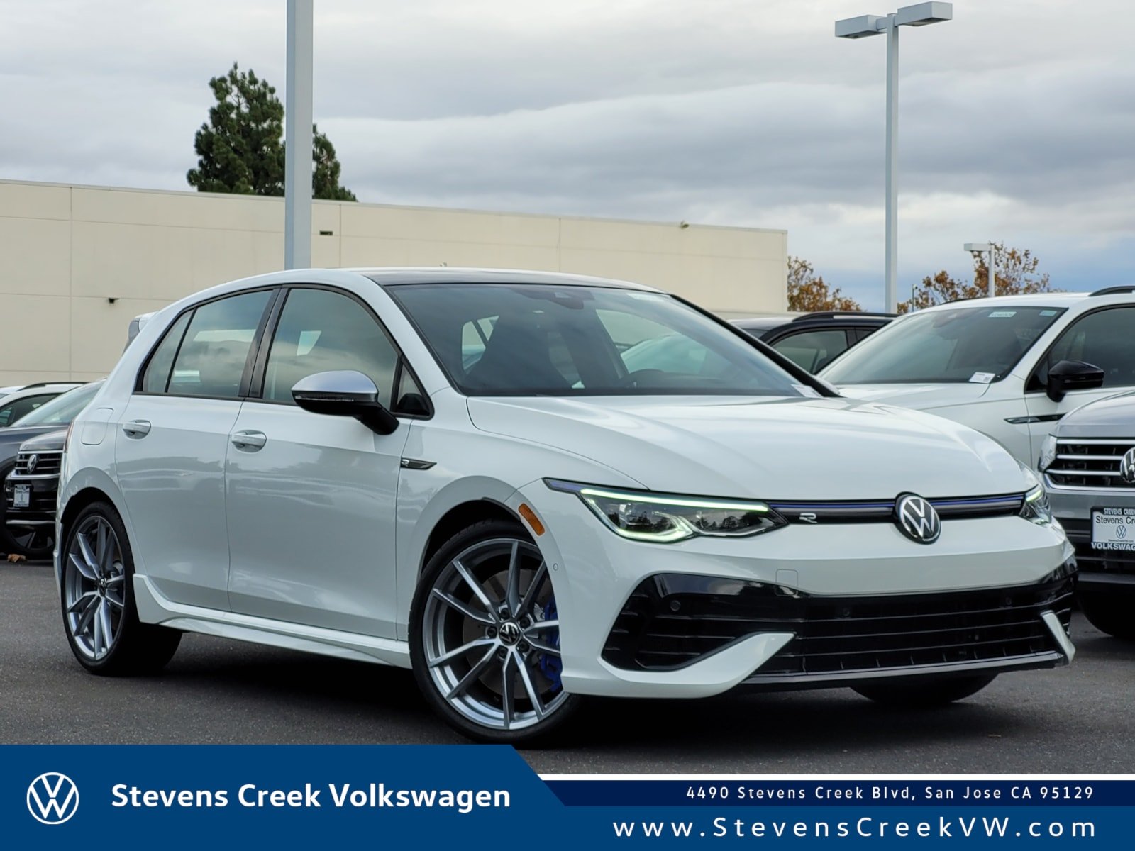 New 2024 Volkswagen Golf R 2.0T 4D Hatchback in San Jose #V240569