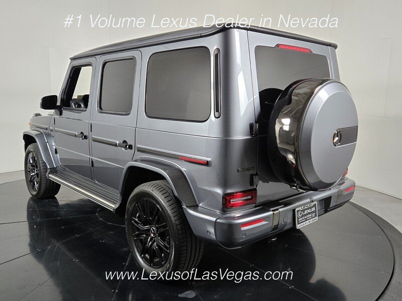 Used 2025 Gray Mercedes-Benz G 580 image 4