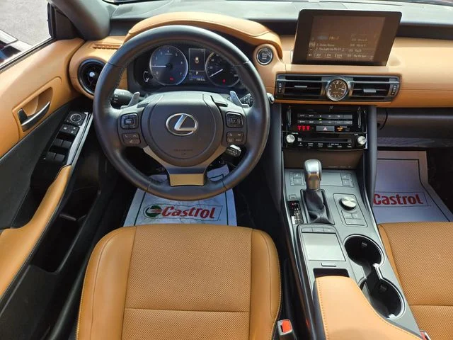 2024 Lexus IS 300 - Photo 19