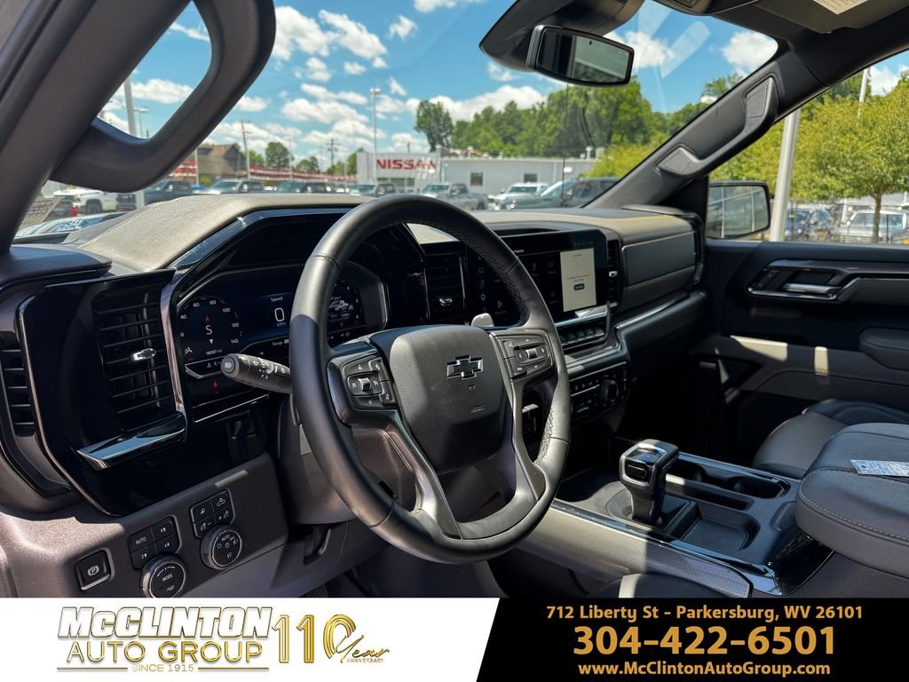 Used 2025 Gray Chevrolet ZR2 image 20