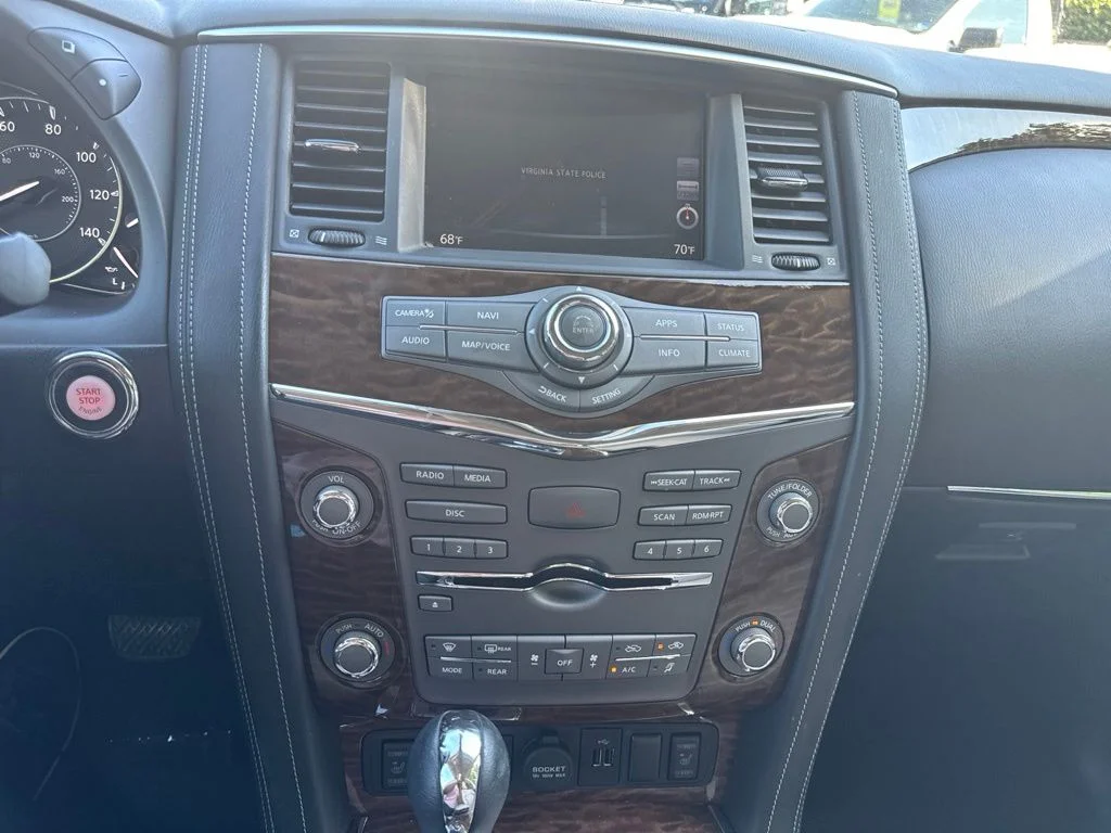Used 2019 Blue Nissan SL image 13