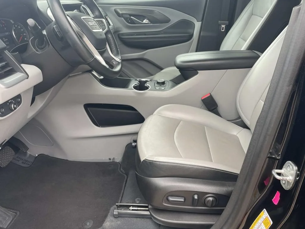 2024 GMC Terrain SLT - Photo 15