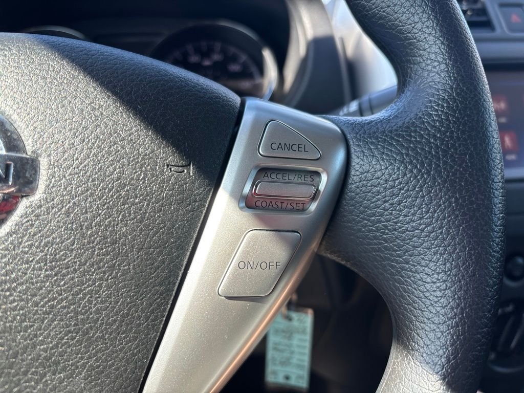 Used 2019 Black Nissan 1.6 SV image 20