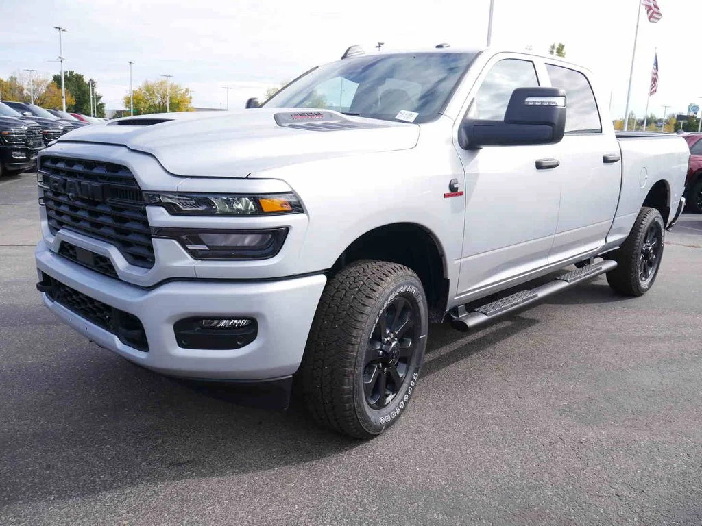 New 2026 Silver Ram Tradesman image 3