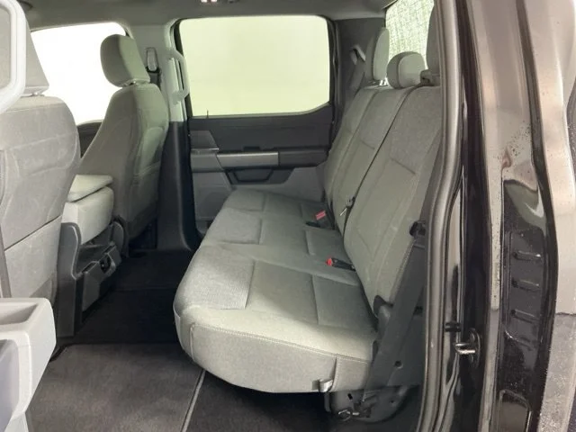 Used 2024 Agate Black Metallic Ford XLT image 26
