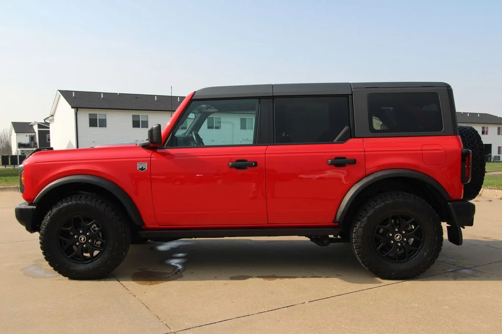 Used 2023 Red Ford Big Bend image 17