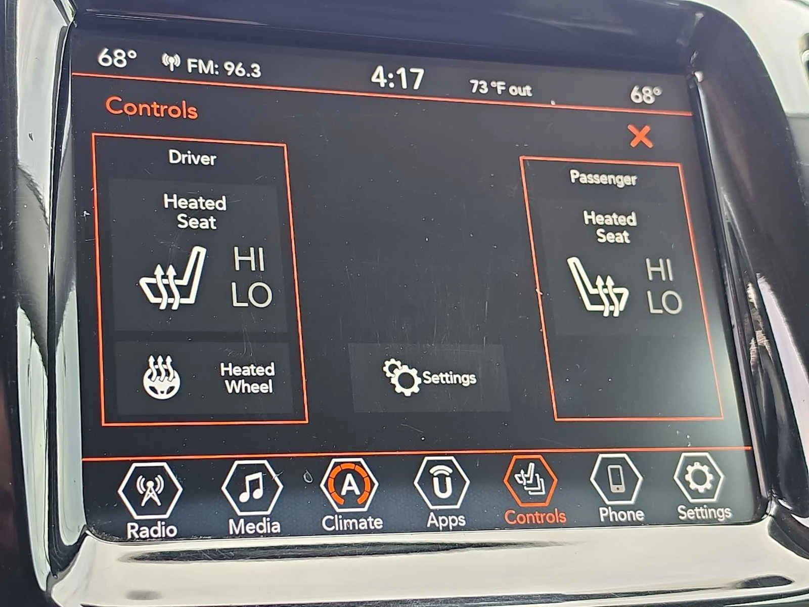 Used 2019 Billet Silver Metallic Clearcoat Jeep Limited image 29