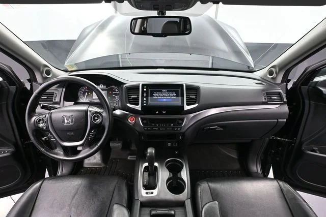 Used 2016 Black Honda EX-L image 16