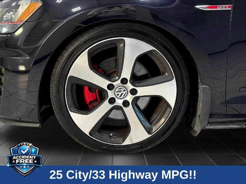 Used 2016  Volkswagen  image 34