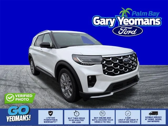 New 2026 Star White Metallic Tri-Coat Ford Platinum™ image 1