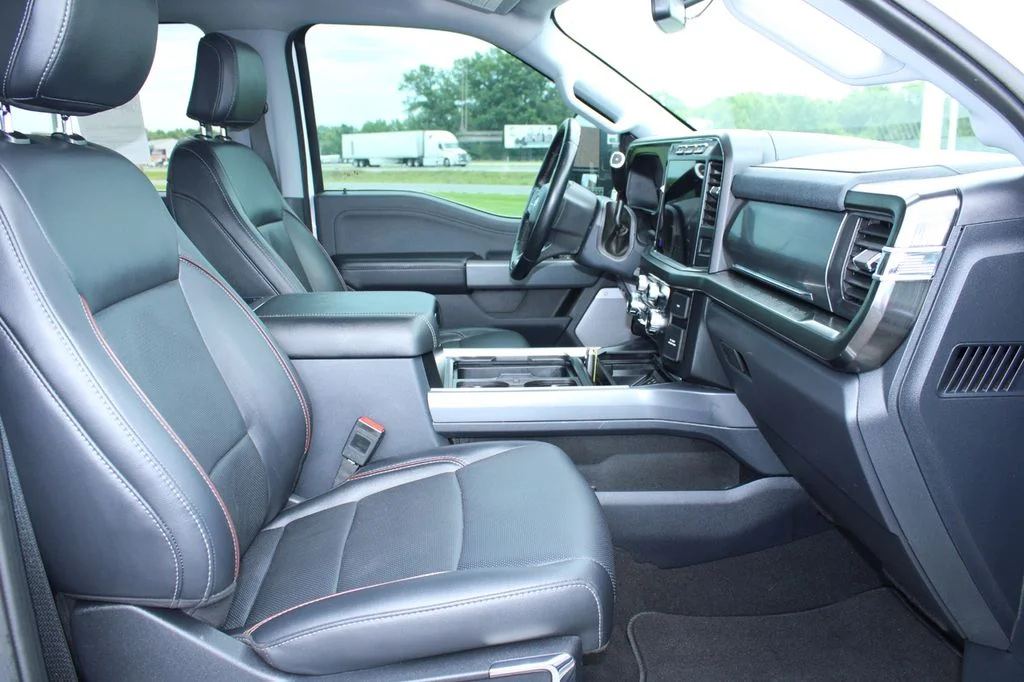 Used 2024 Oxford White Ford Lariat image 44