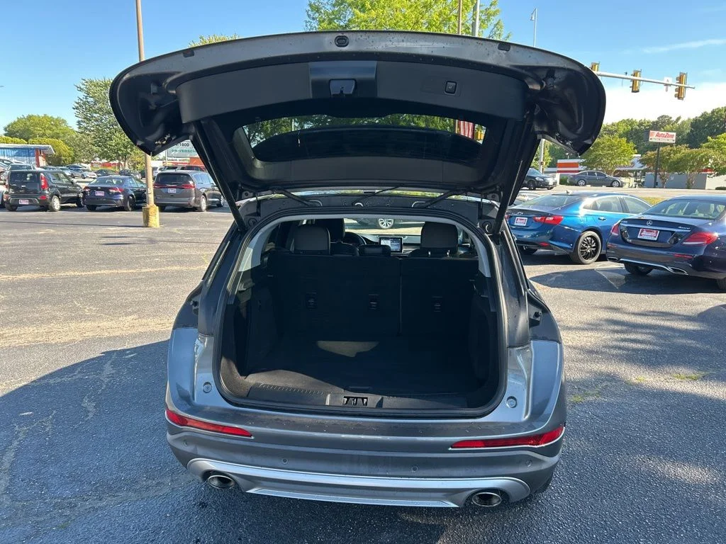 Used 2021 Gray Lincoln Standard image 26