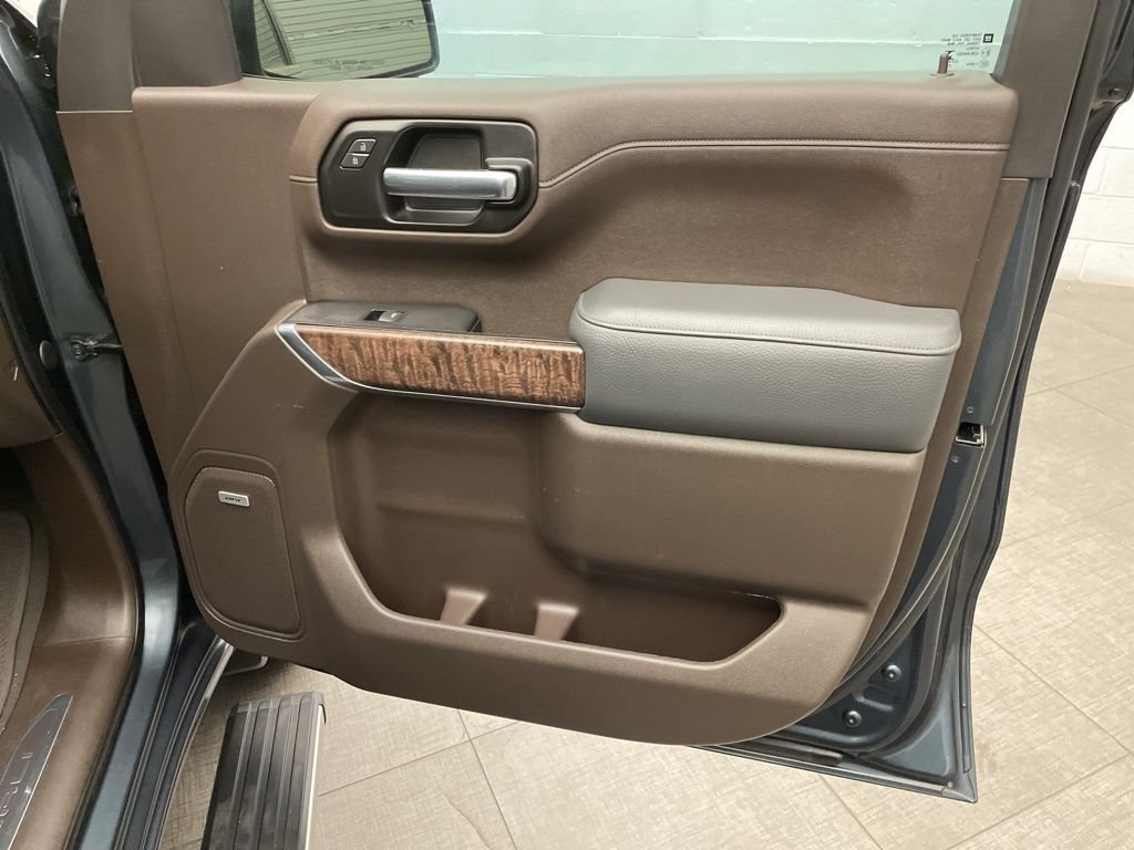 Used 2021 Blue GMC Denali image 25