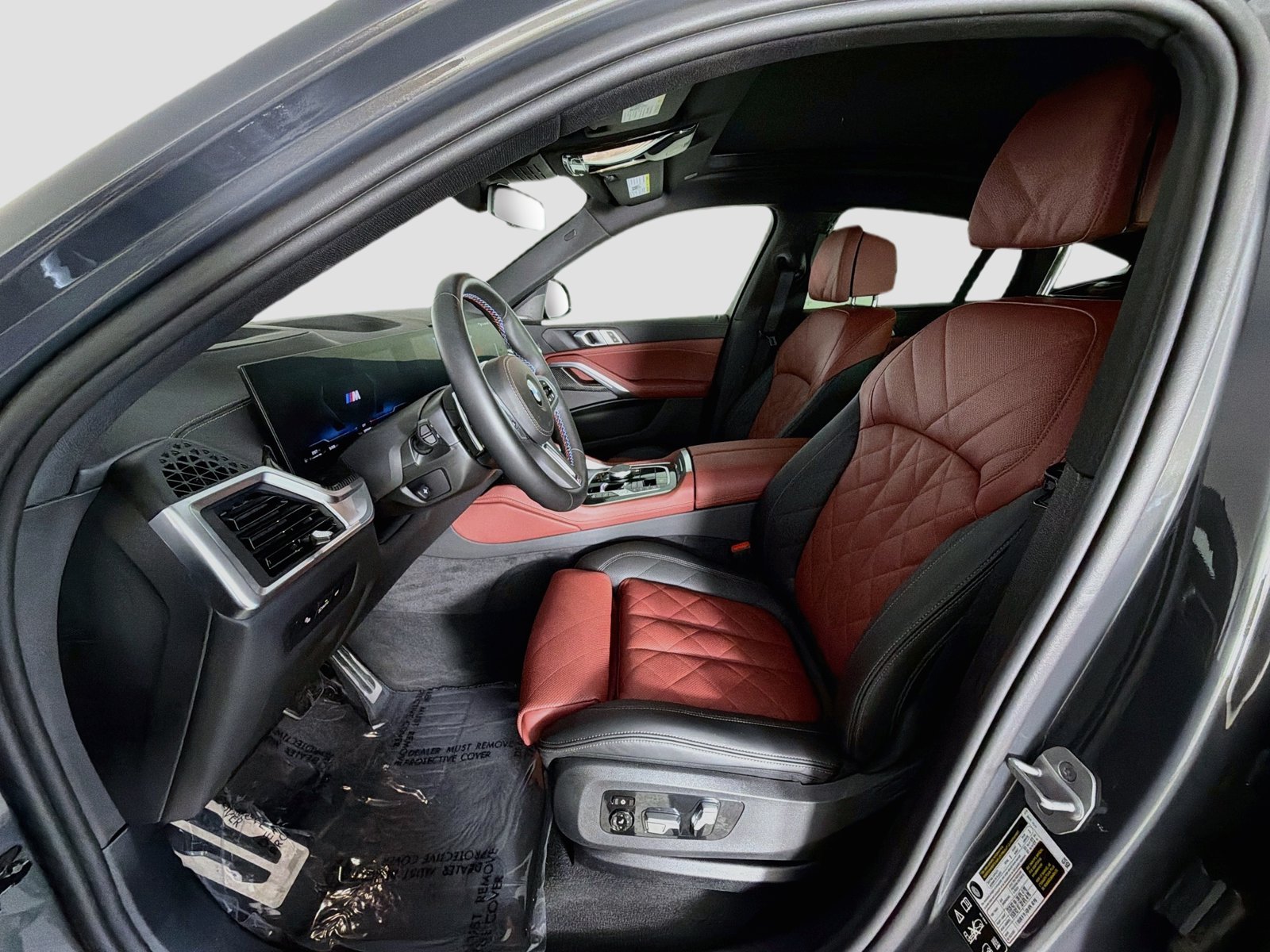 Used 2026 Dravit Grey Metallic BMW M60i image 22