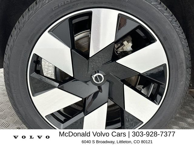 Used 2024 Blue Volvo T8 Plus Dark Theme image 10