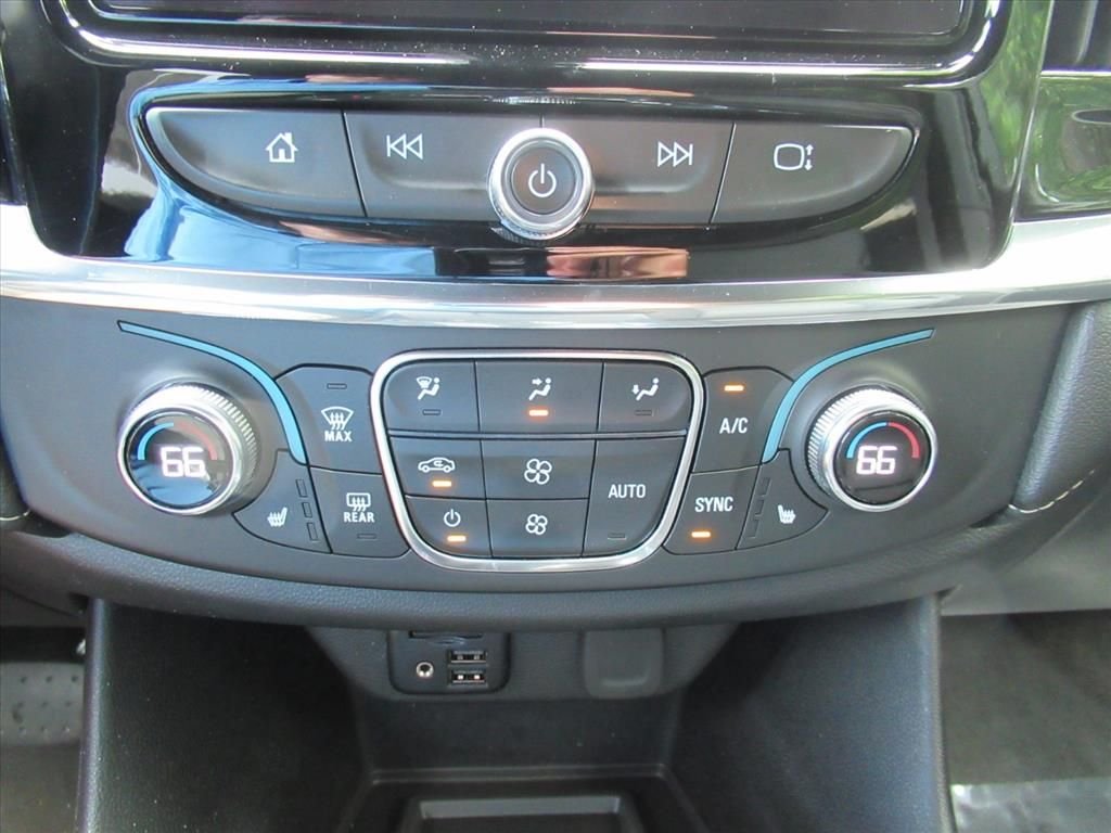 Used 2023 White Chevrolet LT Leather image 29