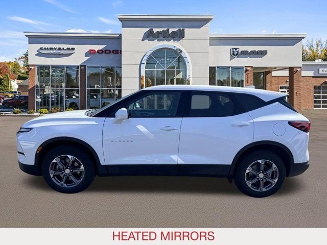 Certified Used 2025 White Chevrolet LT image 5