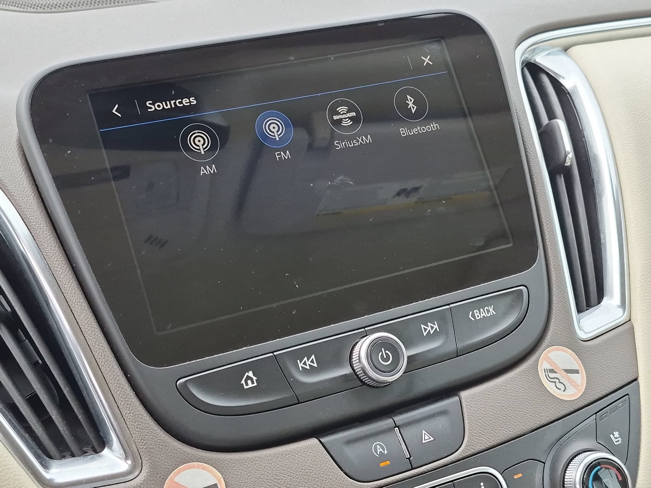 Used 2024 Summit White Chevrolet LT image 22