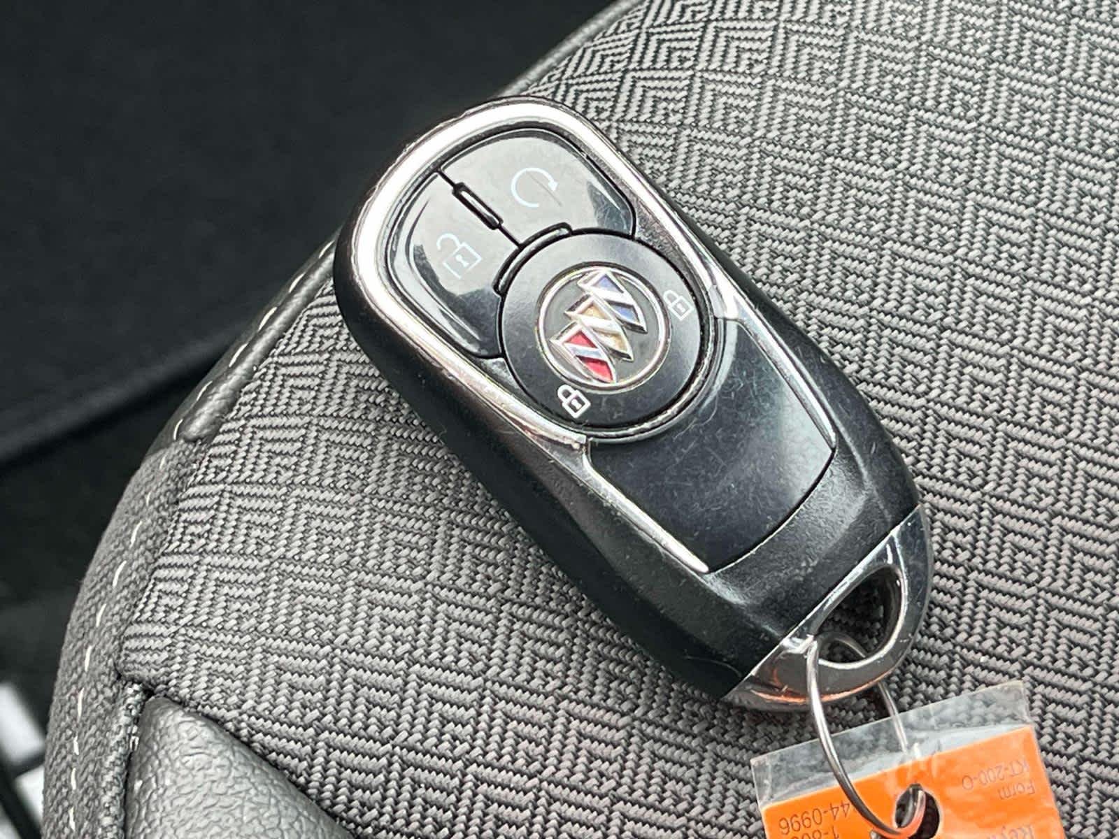 Certified Used 2023 Cinnabar Metallic Buick Select image 4