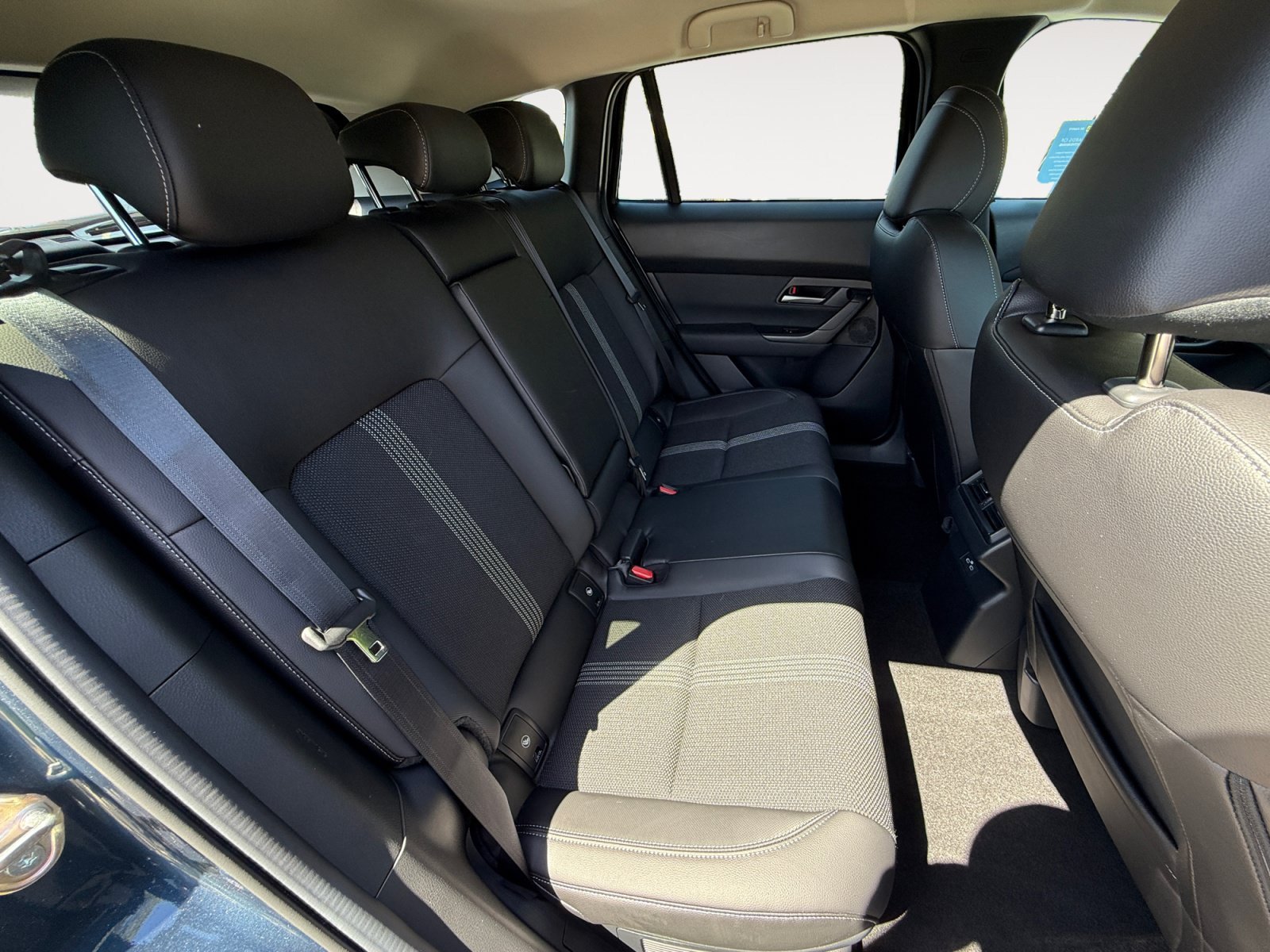 Certified Used 2025 Blue Metallic Mazda Preferred image 18