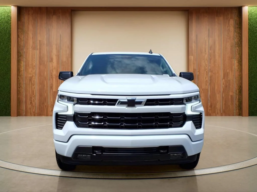 New 2026 Summit White Chevrolet RST image 2
