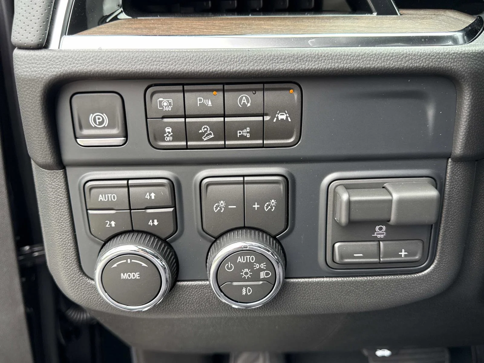 2026 Chevrolet Tahoe High Country - Photo 31