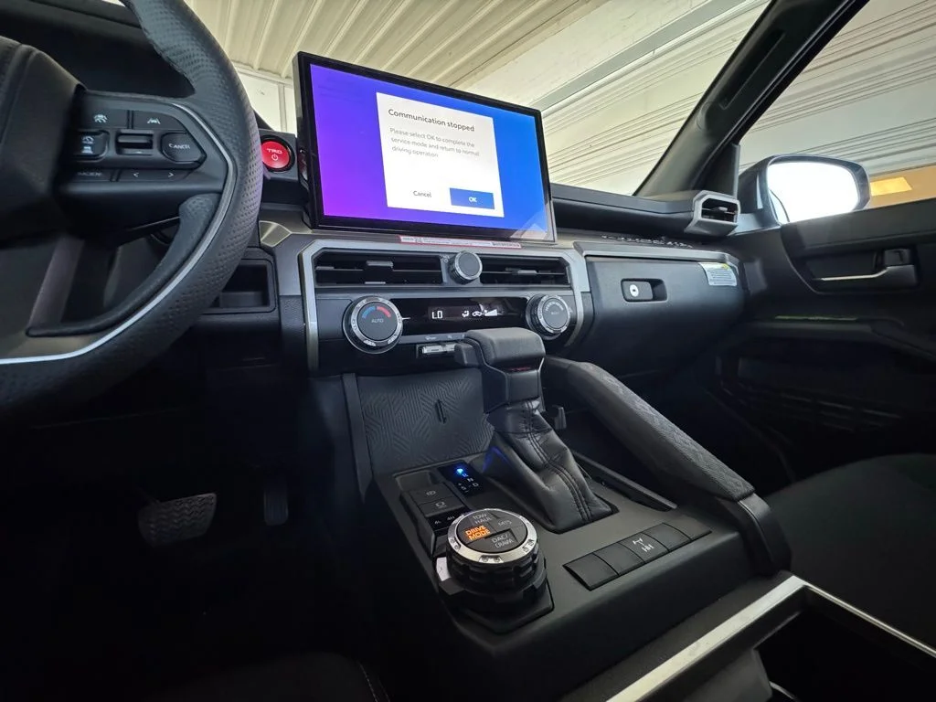 2025 Toyota Tacoma TRD Off Road - Photo 24