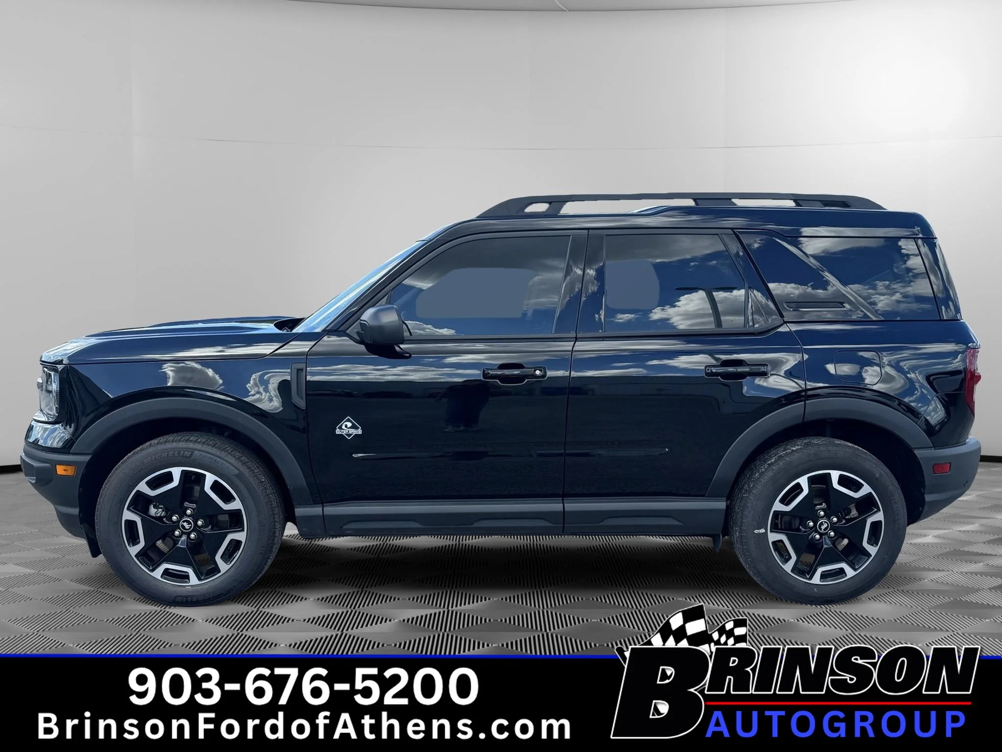 Used 2024 Shadow Black Ford Outer Banks image 8