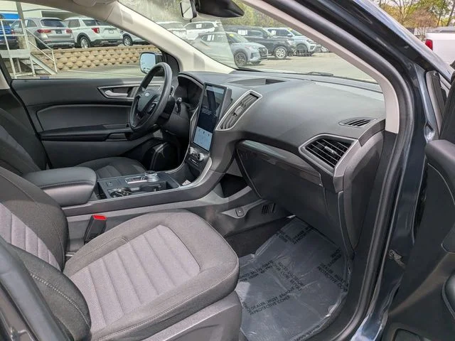 Used 2024 Blue Ford SE image 34