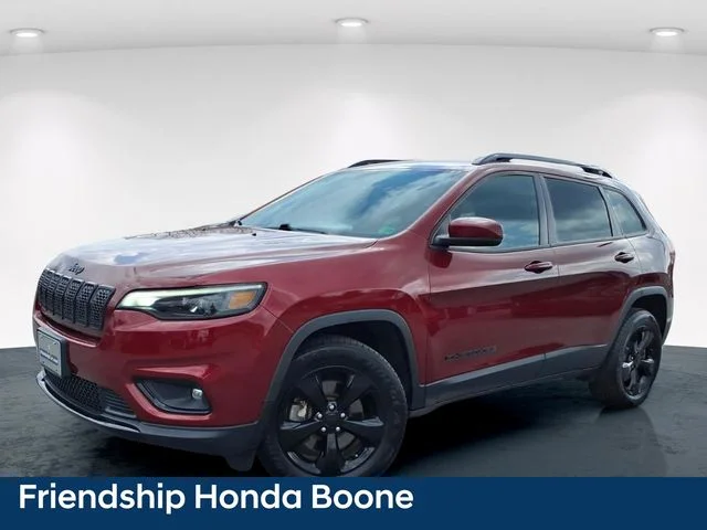Used 2020 Red Jeep Latitude Plus image 2