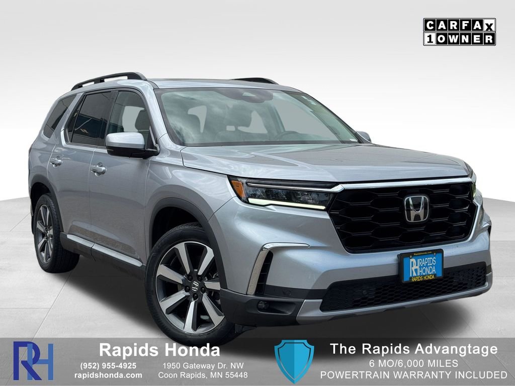 2024 Honda Pilot Touring AWD's photo