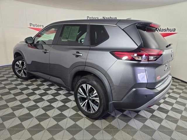 Used 2023 Gun Metallic Nissan SV image 28