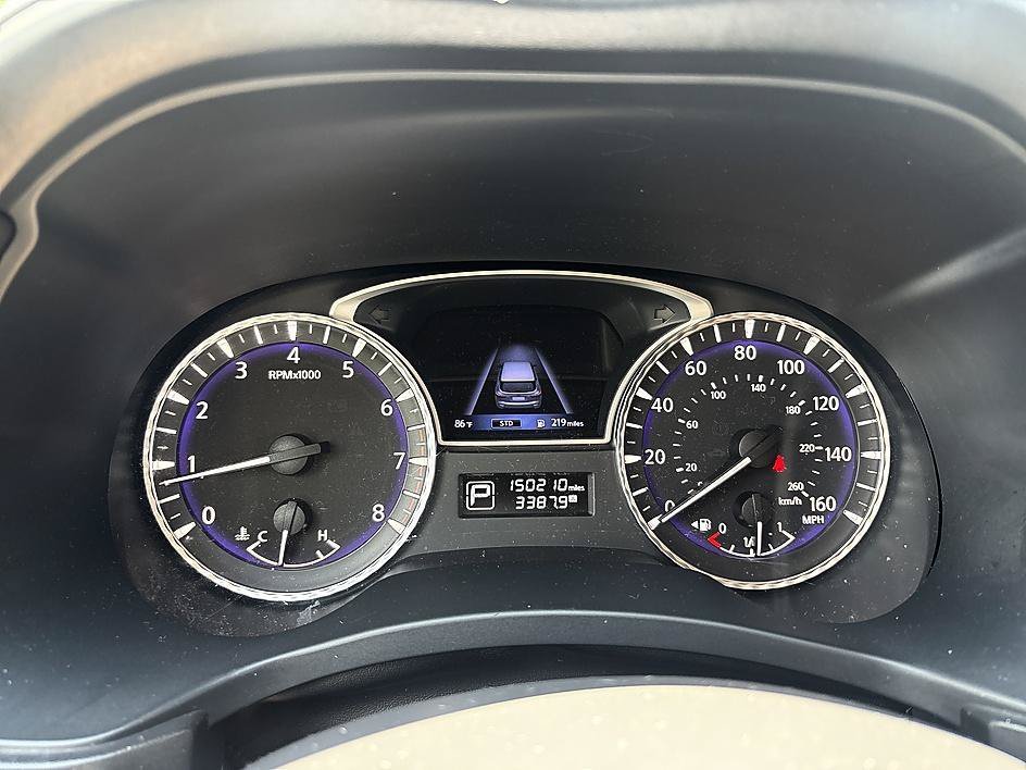 Used 2020 Hermosa Blue INFINITI PURE image 14