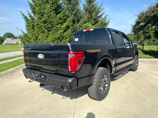 New 2026 Antimatter Blue Metallic Ford Tremor® image 5