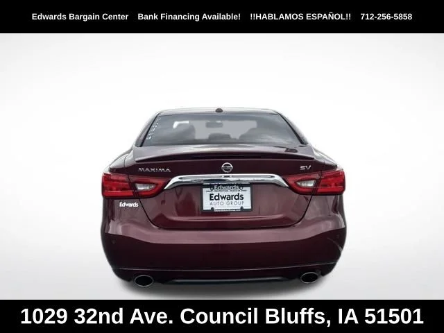 Used 2017 Red Nissan 3.5 SV image 6