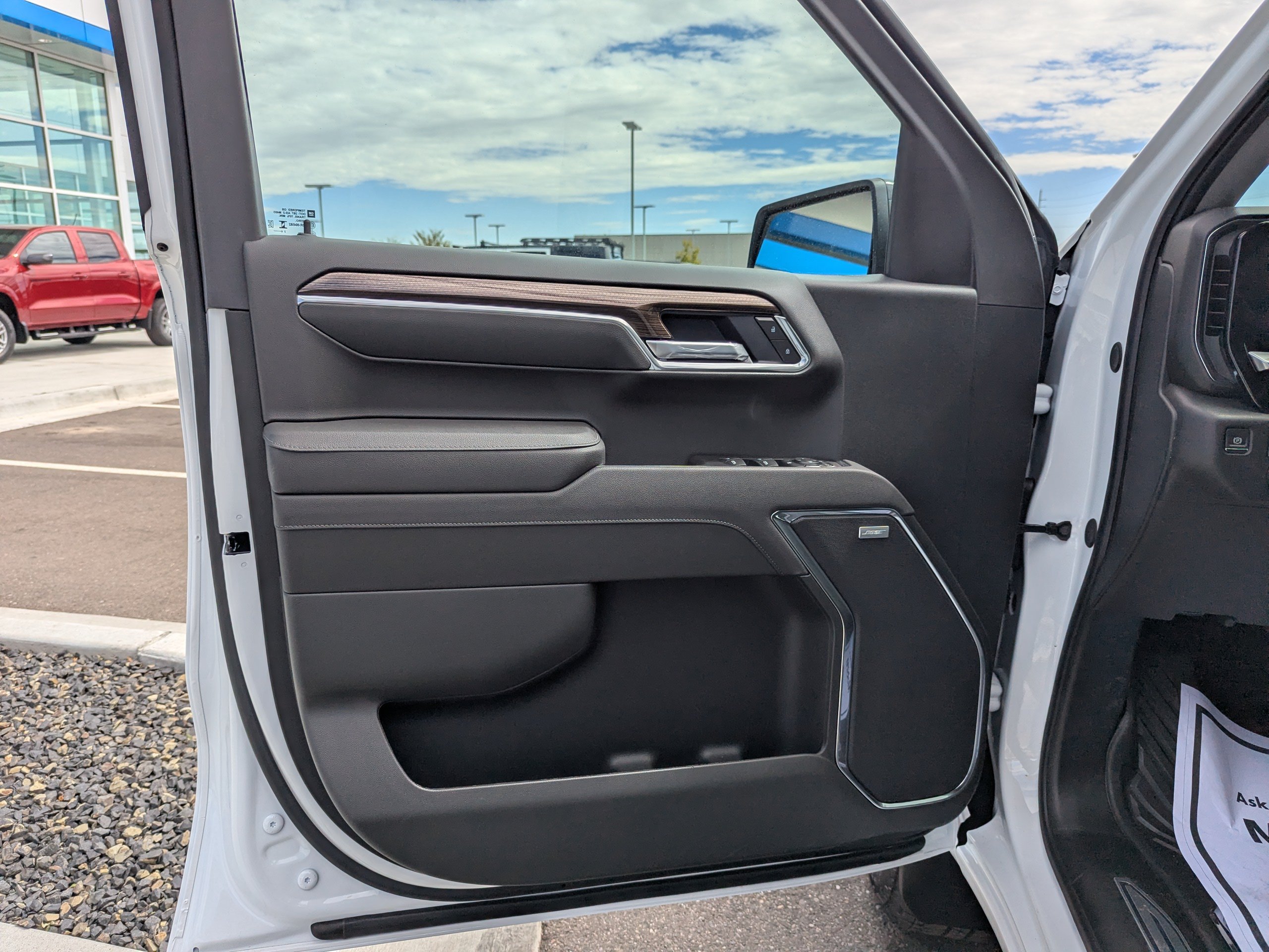 2026 Chevrolet Silverado 1500 LT Trail Boss - Photo 9