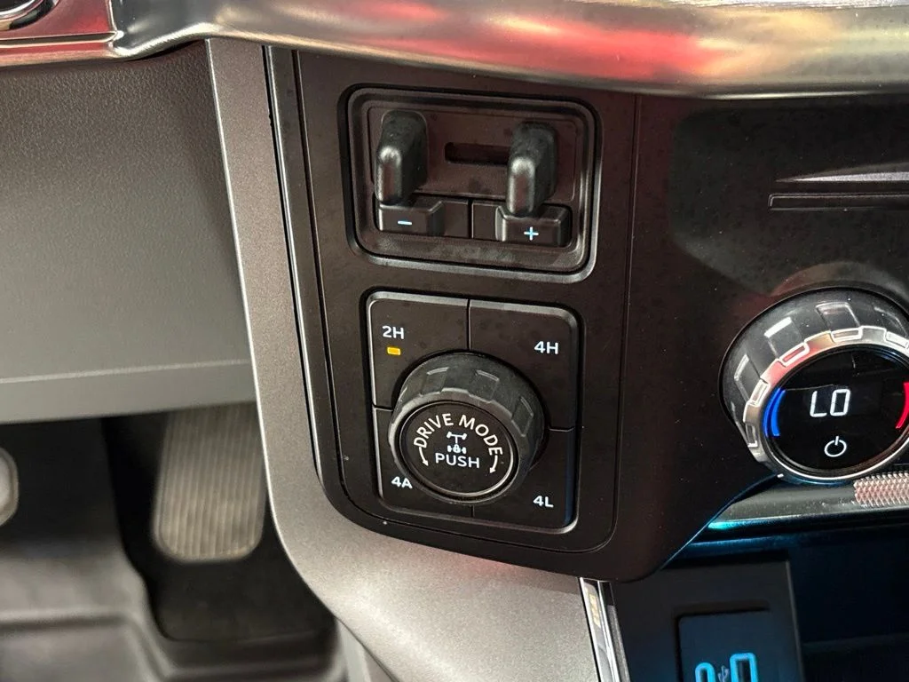 Used 2021 Black Ford Lariat image 43